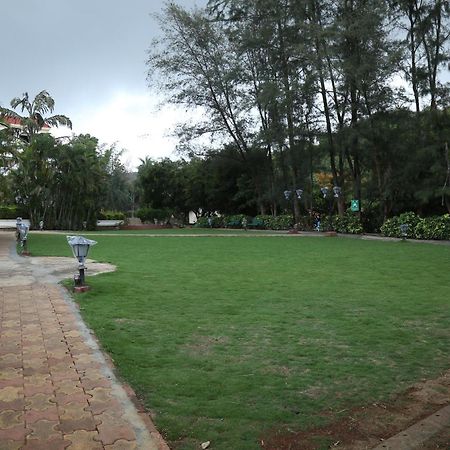 The Lagoona Resort Lonavala Εξωτερικό φωτογραφία