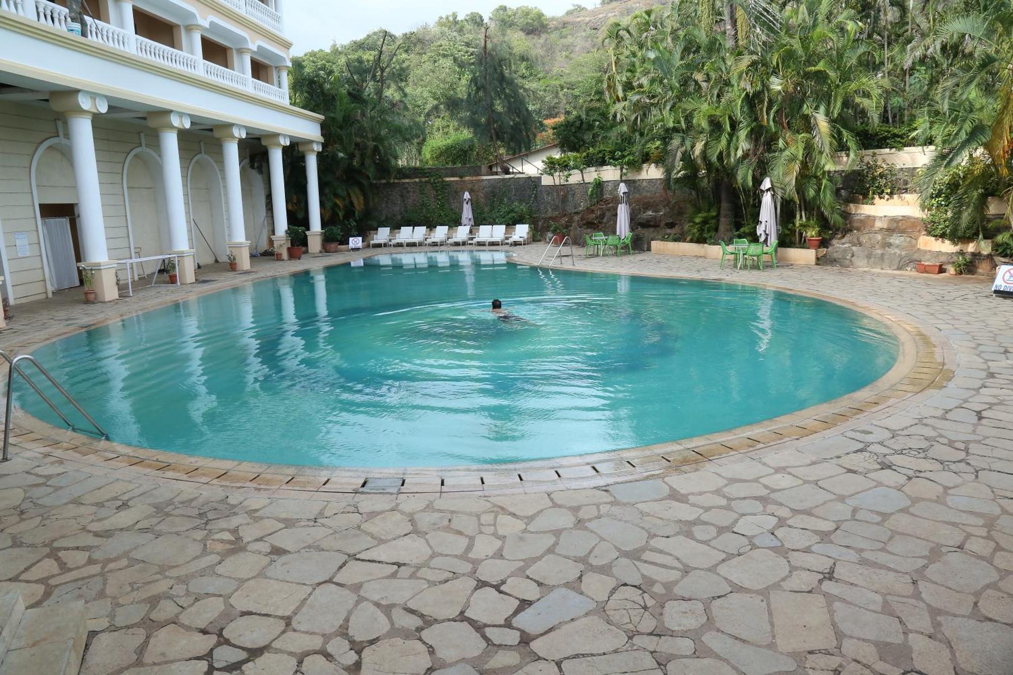 The Lagoona Resort Lonavala Εξωτερικό φωτογραφία